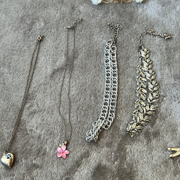 accessories you can add to your order - Picture 2 of 6